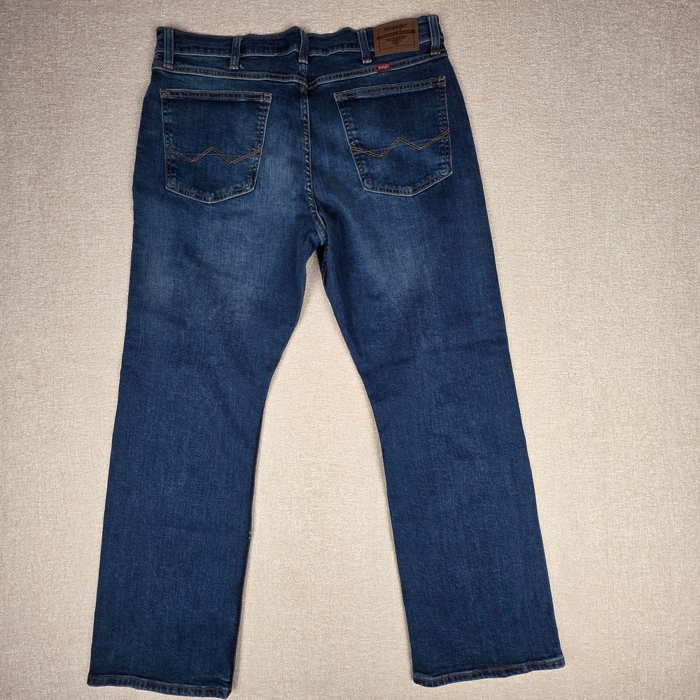 Wrangler Relaxed Boot Men's Jeans 36x30 Blue Rodeo Ranch Hand Western Wear NWT - Picture 5 of 16
